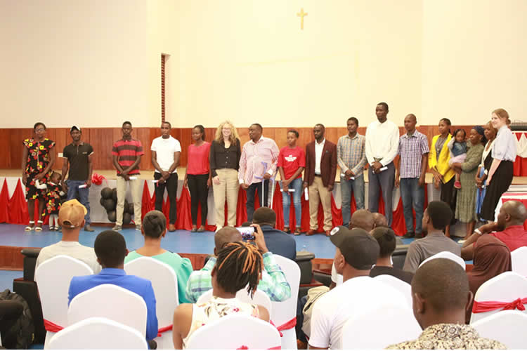 Cash capital to boost youth's businesses and innovations.1