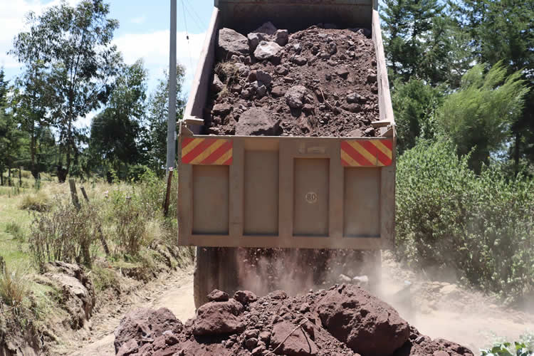 Rehabilitates of feeder roads in Kipipiri Ward 7