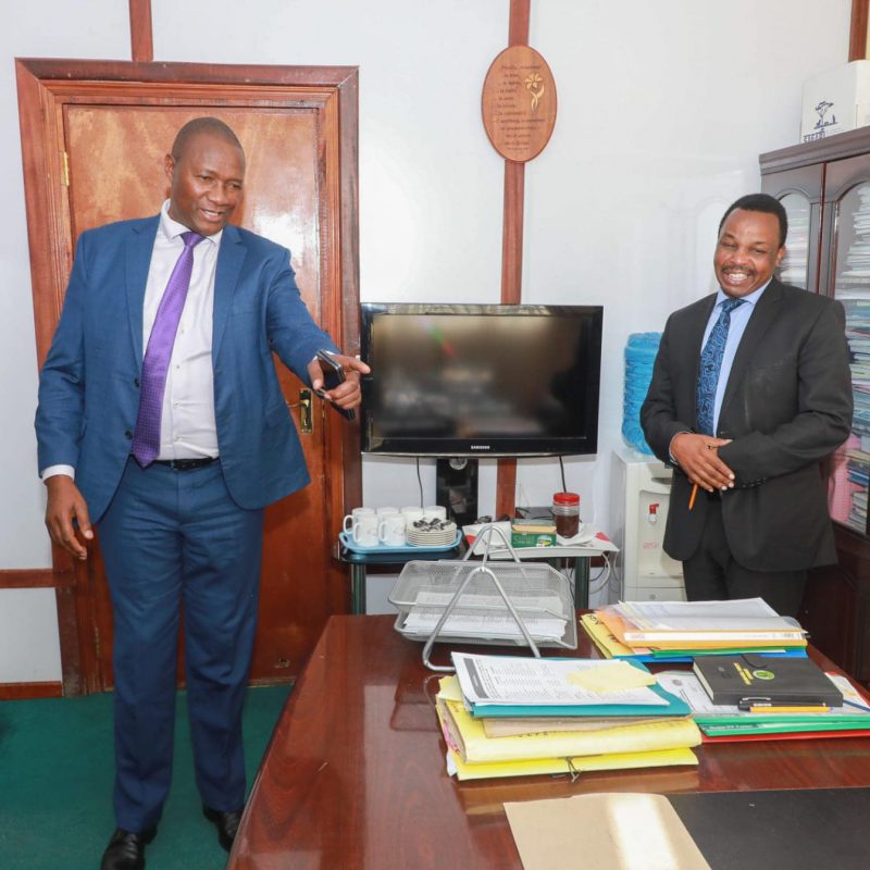 Gov. Badilisha to county staff 1