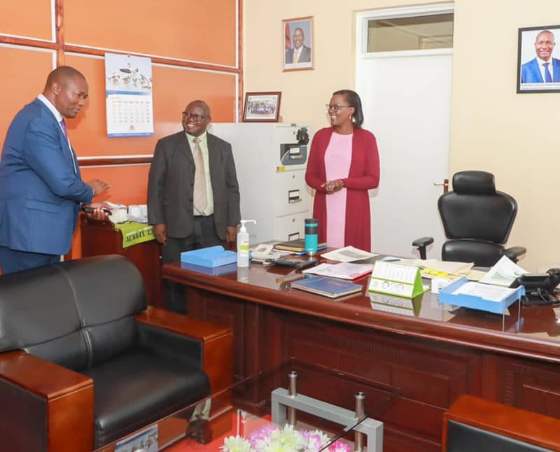 Gov. Badilisha to county staff 12