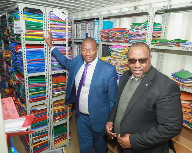Gov. Badilisha to county staff 3