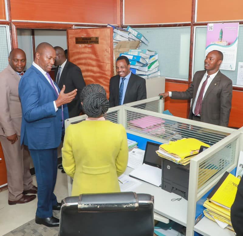 Gov. Badilisha to county staff 6